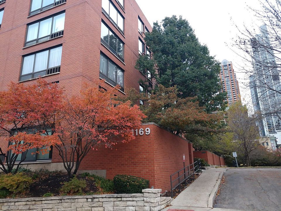 1st image of 1169 S Plymouth Ct APT 506