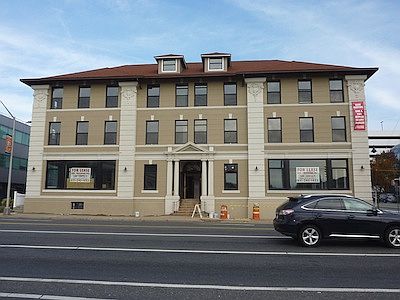 1st image of 47 Mineola Blvd Unit 2E