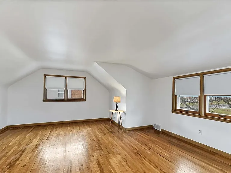 Pleasant Hill Dr — Photo 18