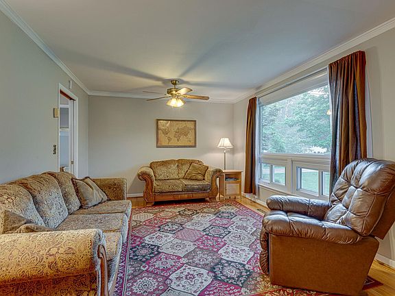 3rd image of 2629 Western Hills Dr