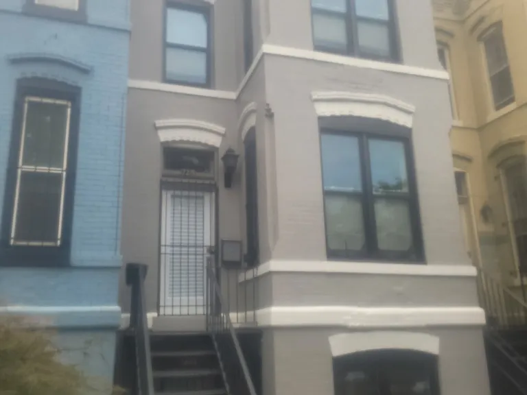 725 12th St NE — Photo 39