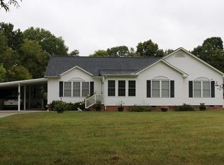 1602 High St #B, Farmville, VA