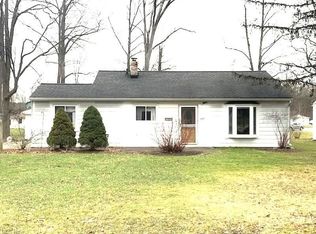 337 Cynthia Dr, Chardon, OH 44024