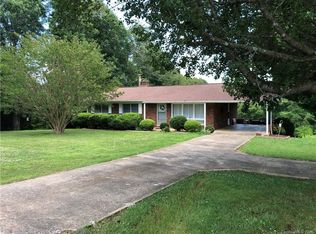 1881 Zion Rd, Morganton, NC 28655