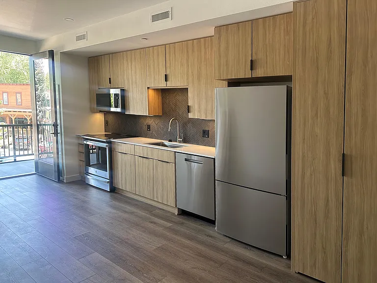 140 Basalt Center Cir #233 — Photo 5