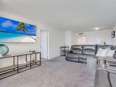 4502 N Federal Hwy APT 334D, Pompano Beach, FL, 33064