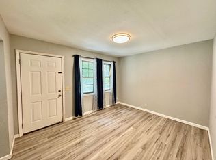 233 SE 121st Rd APT 3, Warrensburg, MO 64093