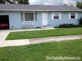 411 W Goldsborough St, Crown Point, IN 46307