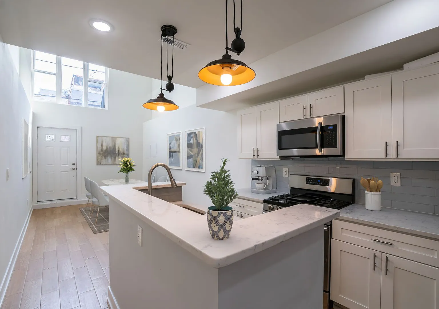 Two Bed Brewerytown Home — Photo 2