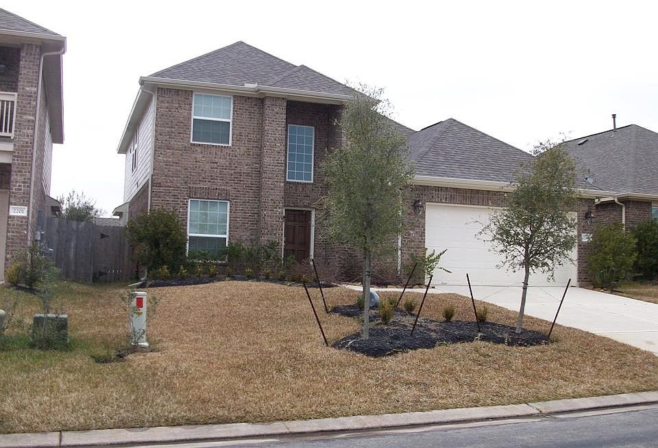 1st image of 2205 Orchid Hill Dr N