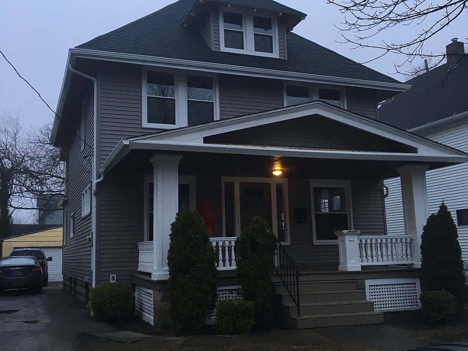 1st image of 1434 Rosewood Ave