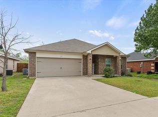 127 Mitchell St, Terrell, TX 75160