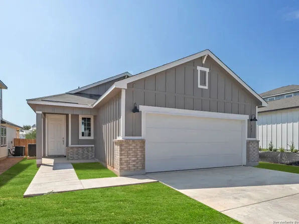 743 Langston Ln, New Braunfels, TX 78130