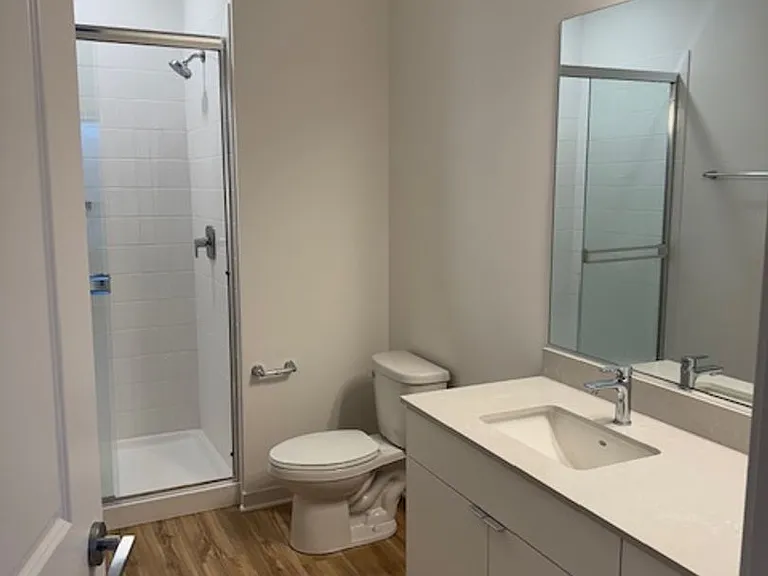 One Fifty Seven Oak Forest — Photo 17