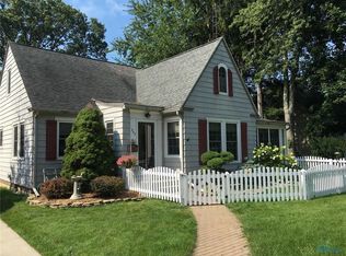 449 Oakwood Ave, Bryan, OH 43506