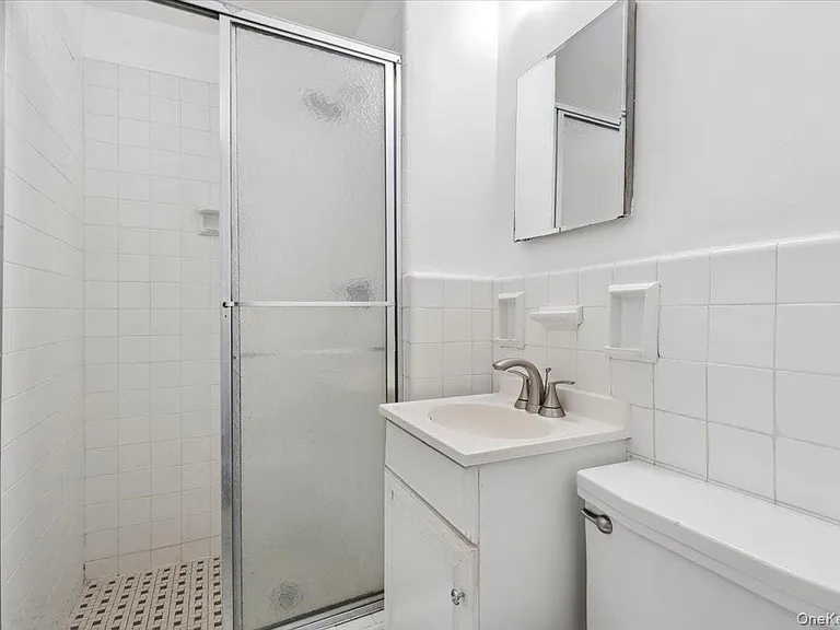 281 Garth Rd #C2H — Photo 24