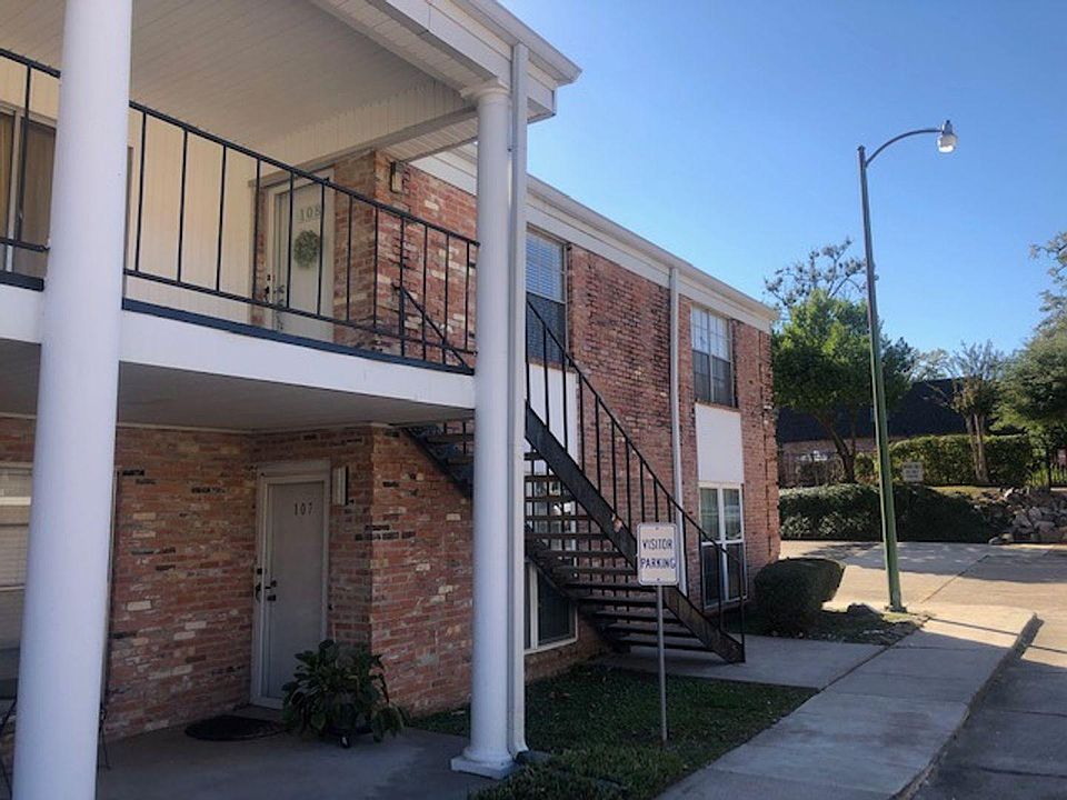 1st image of 3820 Fairfield Ave #112
