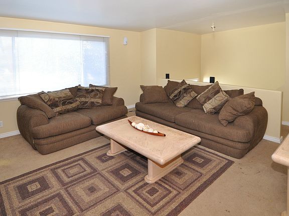 4th image of 3628 S Jane Cir