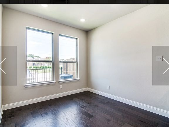 4th image of 829 Blue Bell Trl