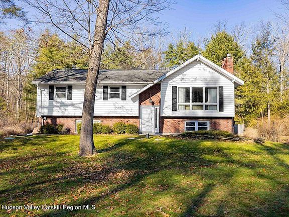 2nd image of 46 Whitney Drive