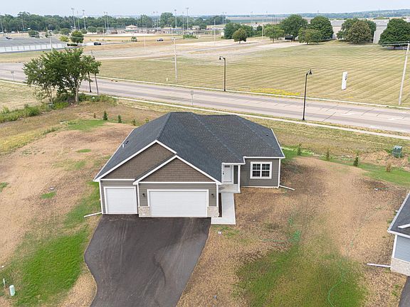 3rd image of 1756 E Kyle Cir