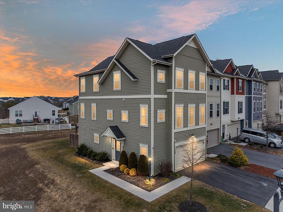 1st image of 110 Halo Ct