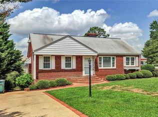 8700 Holly Hill Rd, Henrico, VA 23229