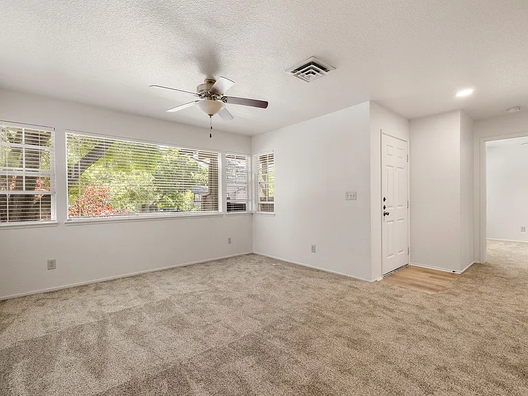 Amanda Place Apartments — Photo 53