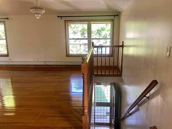 3rd image of 86-40 Range St #2