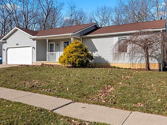 3rd image of 280 Horseshoe Dr