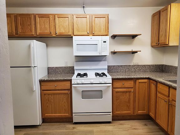 4th image of 5600 19th Ave #A