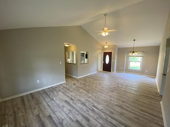 5th image of 10518 Bent Tree Dr