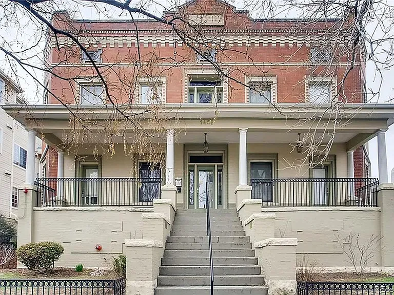1425 N Washington St #305 — Photo 15
