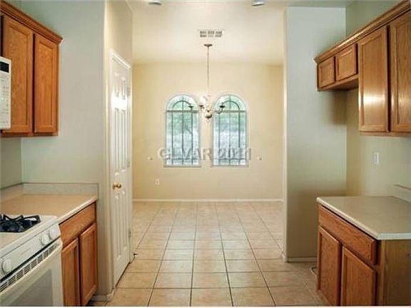 4th image of 5205 China Creek Ct
