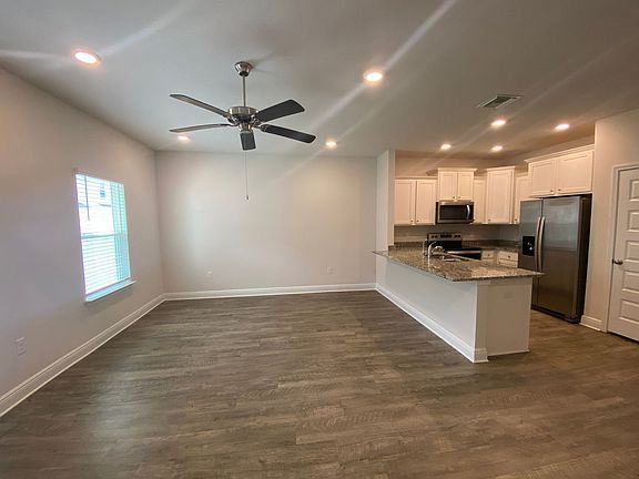 4th image of 1664 Caleigh Ct