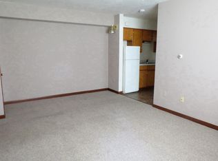1308 Grandview Dr APT 1, Champaign, IL