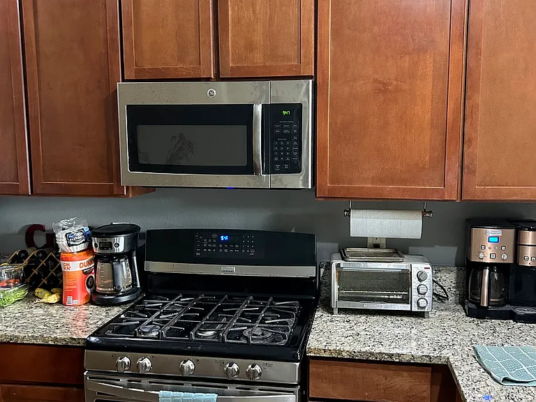 1700 N Emerson St #208 — Photo 9