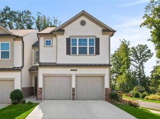 5910 Lyon St, Cumming, GA 30028