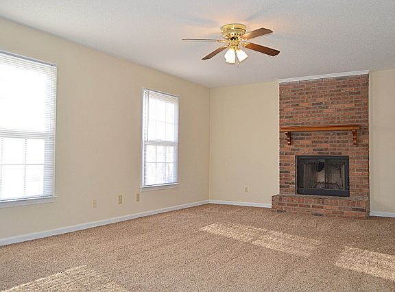 3rd image of 1079 Biltmore Pl