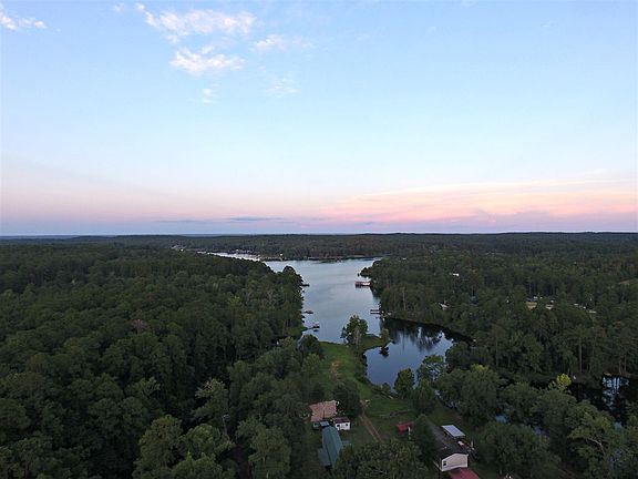 4th image of 251 Eagle Ln