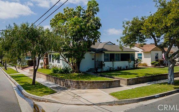 5th image of 6038 Loomis St