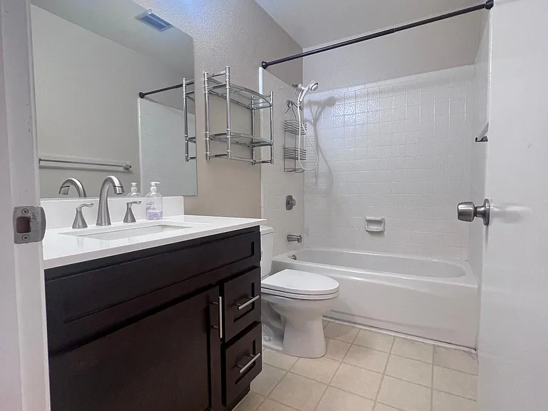 804 Cottonwood Dr — Photo 12
