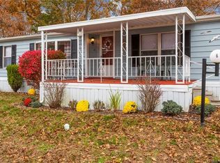 6 Gloria Ln, Barnegat, NJ 08005