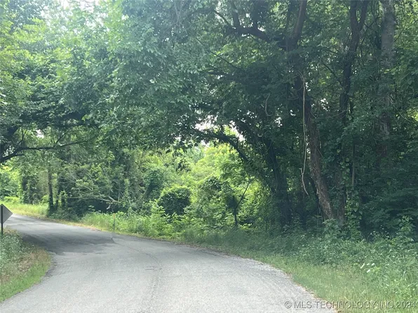 Nale Rd, Indianola, OK 74442