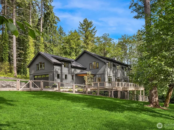 8636 NE Belle Hill Lane, Bainbridge Island, WA 98110