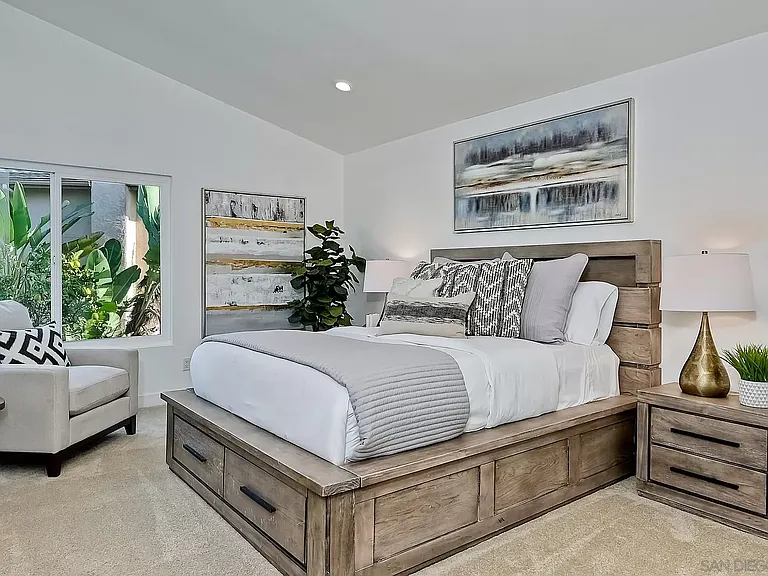 2722 La Golondrina St — Photo 16