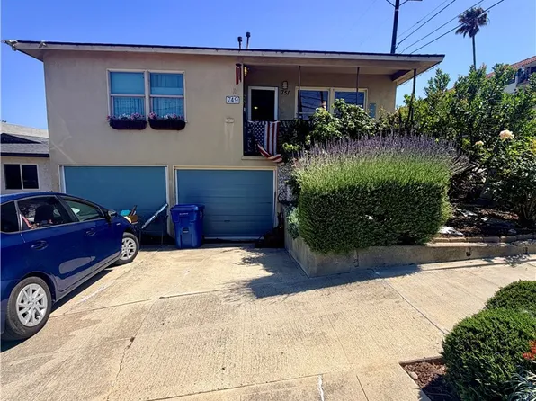 751 W 26th St, San Pedro, CA 90731