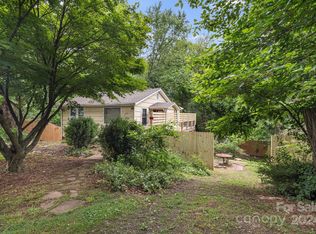 225 State St, Asheville, NC 28806