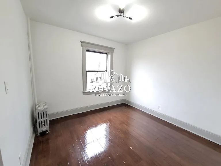 66-67 N Grove St #6 — Photo 6
