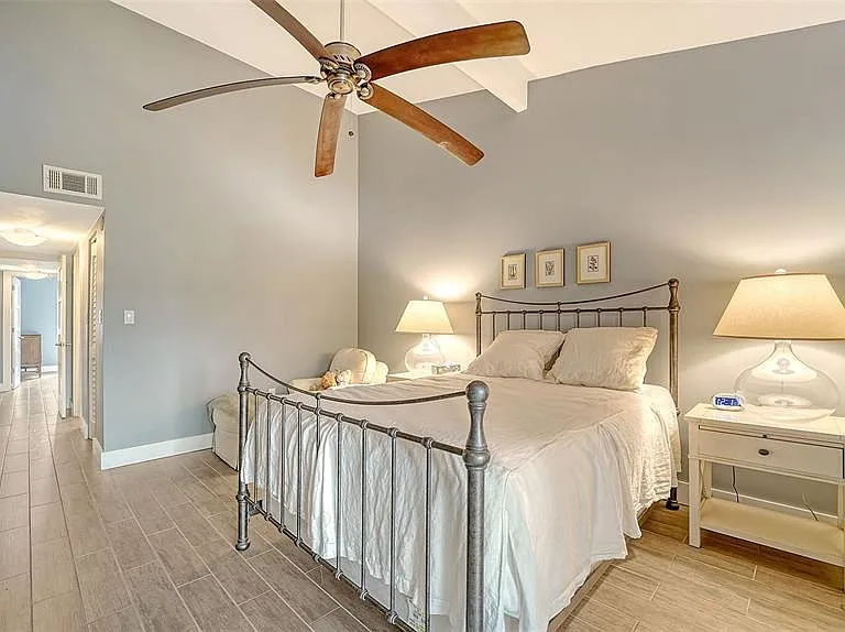 1601 Pelican Point Dr #HA212 — Photo 18